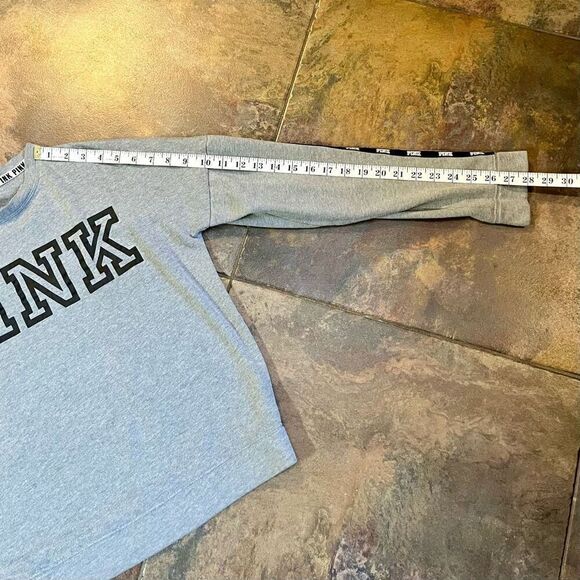 Victoria’s Secret PiNK Gray Campus Crew Sweatshirt Small - Picture 5 of 12